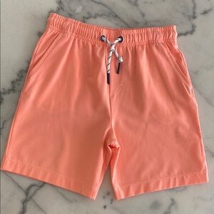 Vineyard Vines kids shorts Size 7
